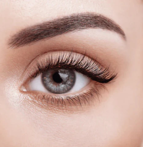 Top 5 Tips to Achieve a Natural Lash Look